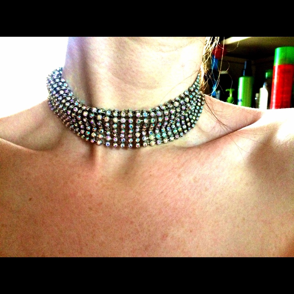 STEVE MADDEN Multi-row Crystal Choker.